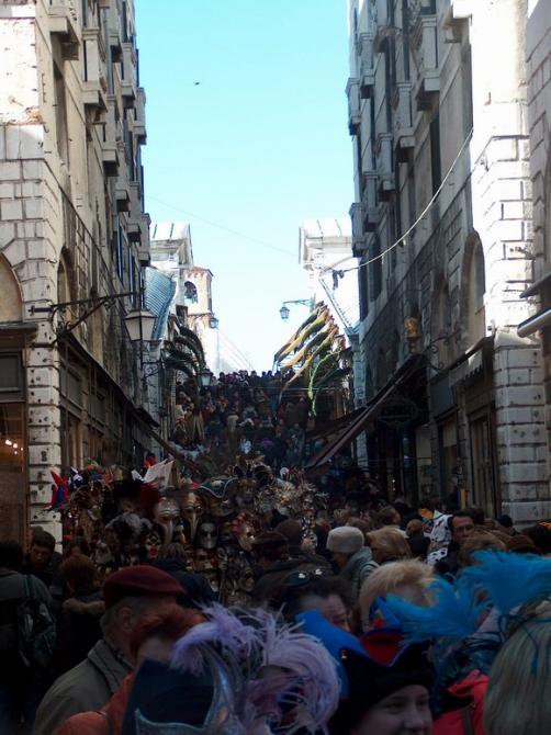 A Rialto híd szemből
